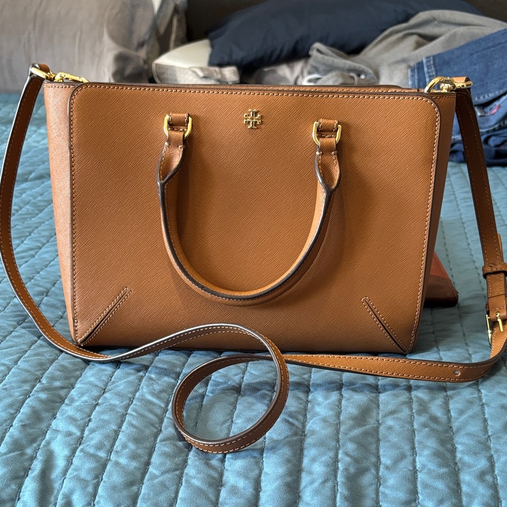 Tory Burch Robinson Double Hand Tote